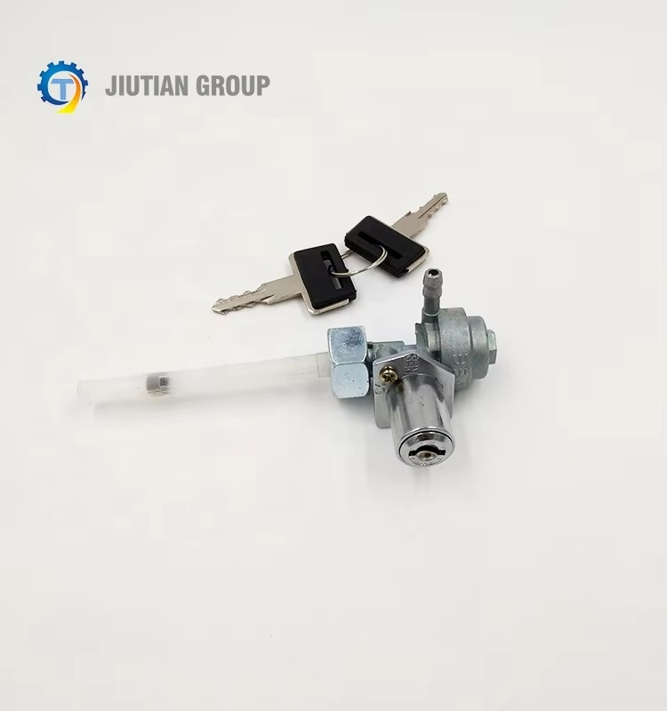 01 Fuel Tank Petrol Cork with 02 Key | Fuel Tank Lock For Honda 70 & 125 and China Motorcycles - Without Box